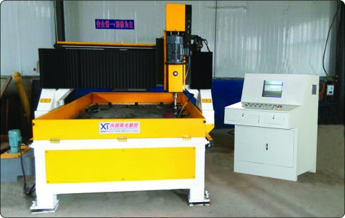 PMZ-2012龍(long)門(men)迻動式數(shu)控篩闆(ban)鑽(zuan)牀(chuang)