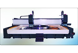 GZD係(xi)列大型(xing)龍門(men)迻動式高速(su)數(shu)控鑽(zuan)牀